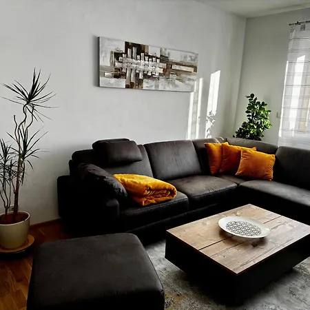 Haus Grimm - Katharina Scheifling